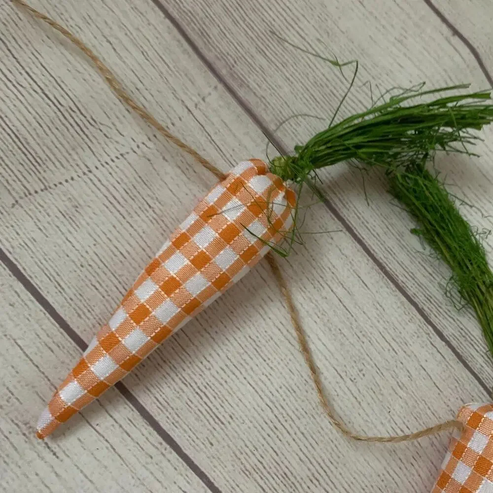 Rachel Ashwell The Farmhouse Plaid Carrot Garland Raffia Leaves Easter 6ft Long